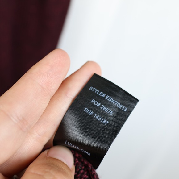 Lulus Sweater Dress Womens Small Burgundy Short Sleeve Turtleneck Knit Maxi New - Picture 6 of 8